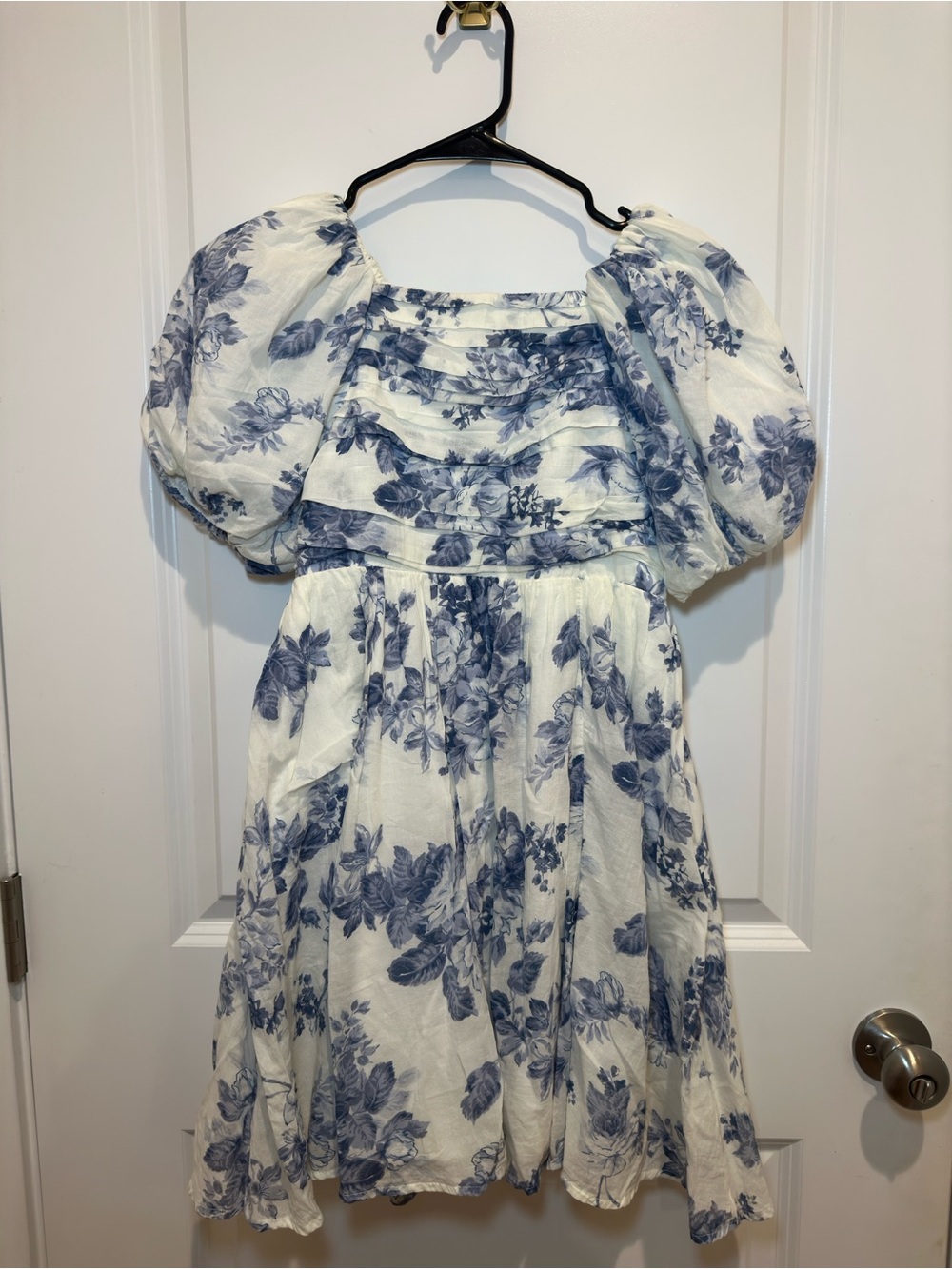 Abercrombie Kids White and Blue Floral Puff-Sleeve Dress